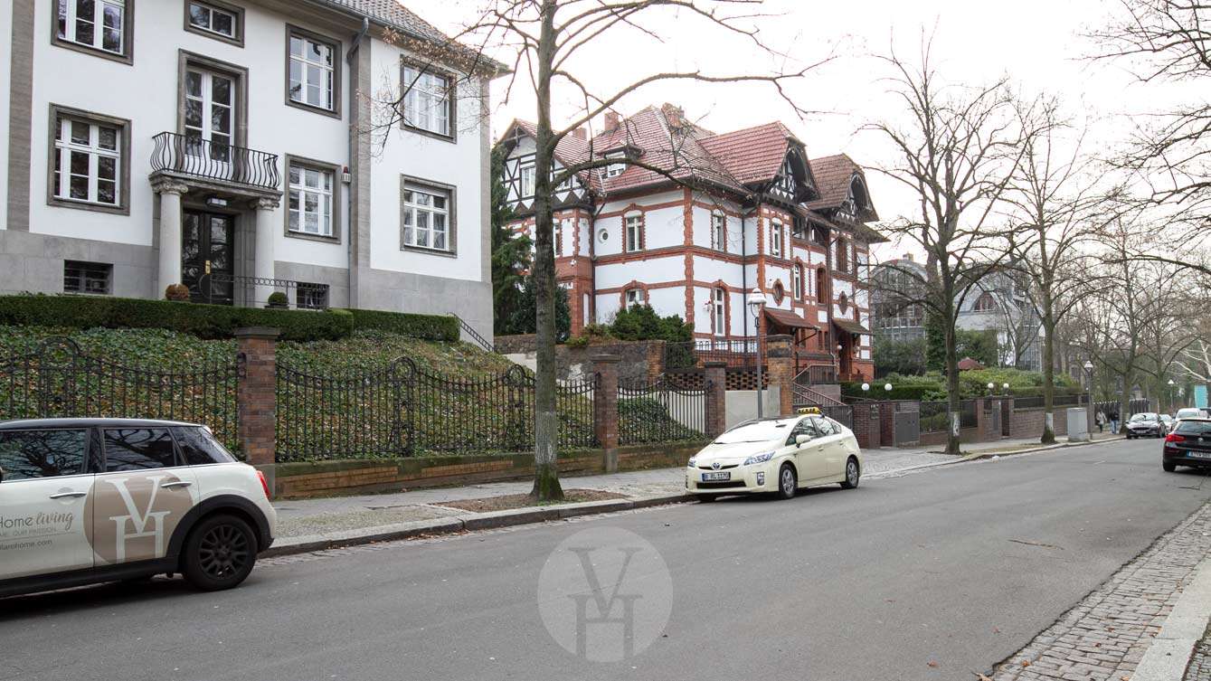 Straßenansicht