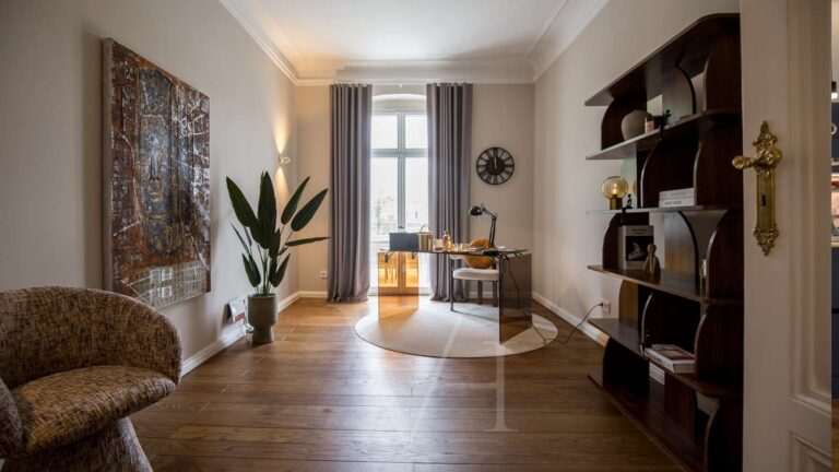 Arbeitszimmer