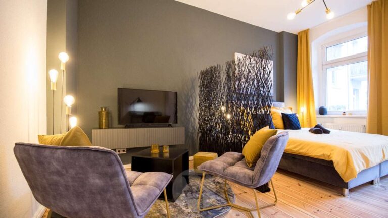 kombiniertes Wohn-/Schlafzimmer