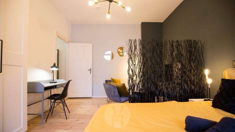 kombiniertes Wohn-/Schlafzimmer